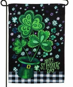 Promo ✔️ Evergreen Green & Black Gingham Shamrocks Hat Textured Outdoor Flag 👏